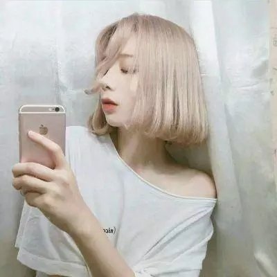 蓝天使海报