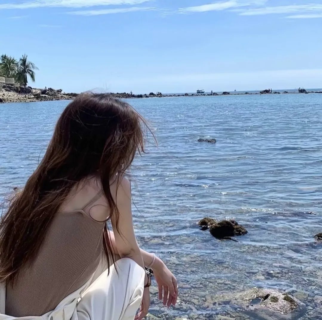 冰球坏小子2海报