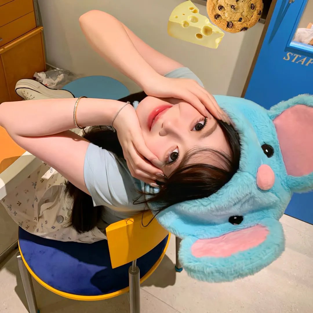 无色无慰海报